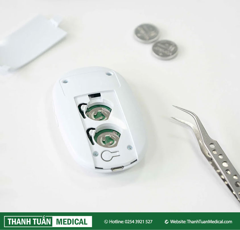 Sử dụng pin CR2032 tiện lợi Sử dụng pin CR2032 tiện lợi