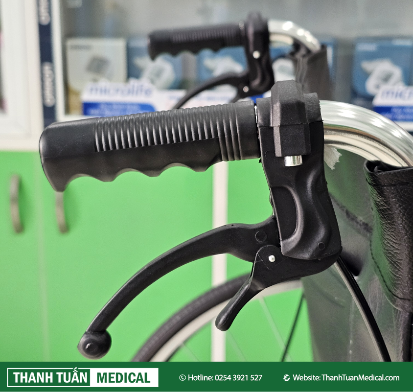 Có tay thắng cho người đẩy Có tay thắng cho người đẩy