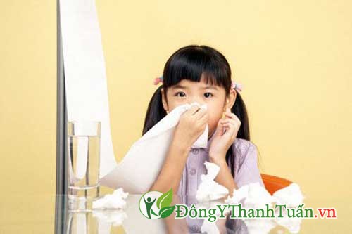 chữa bệnh viêm xoang ở trẻ 01