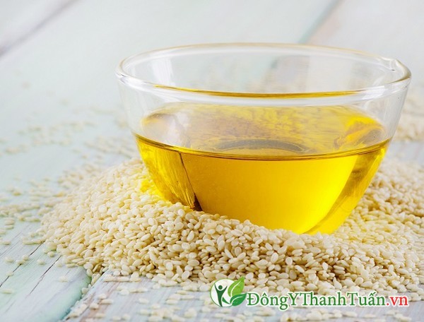 Điều trị viêm mũi dị ứng bằng dầu vừng và tỏi