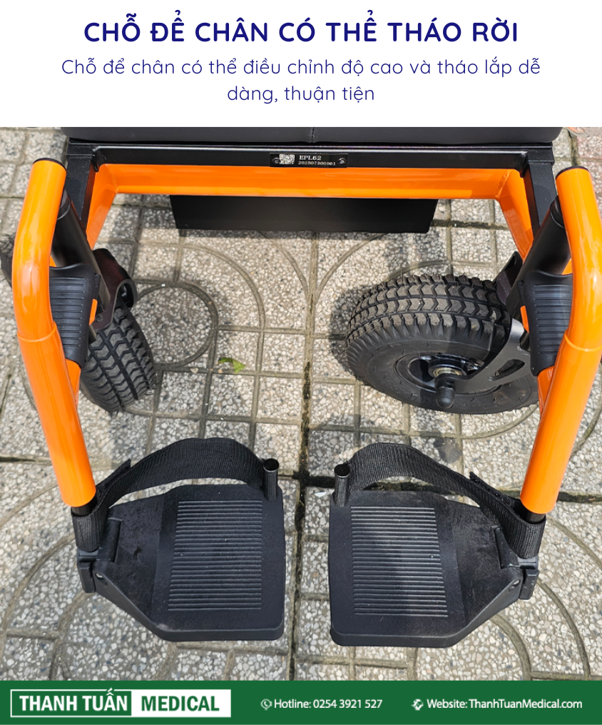 Chỗ để chân có thể điều chỉnh và tháo rời
