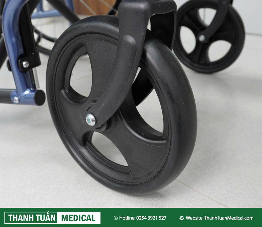 Bánh trước có kích thước 8inch xoay 360 độ Bánh trước có kích thước 8inch xoay 360 độ