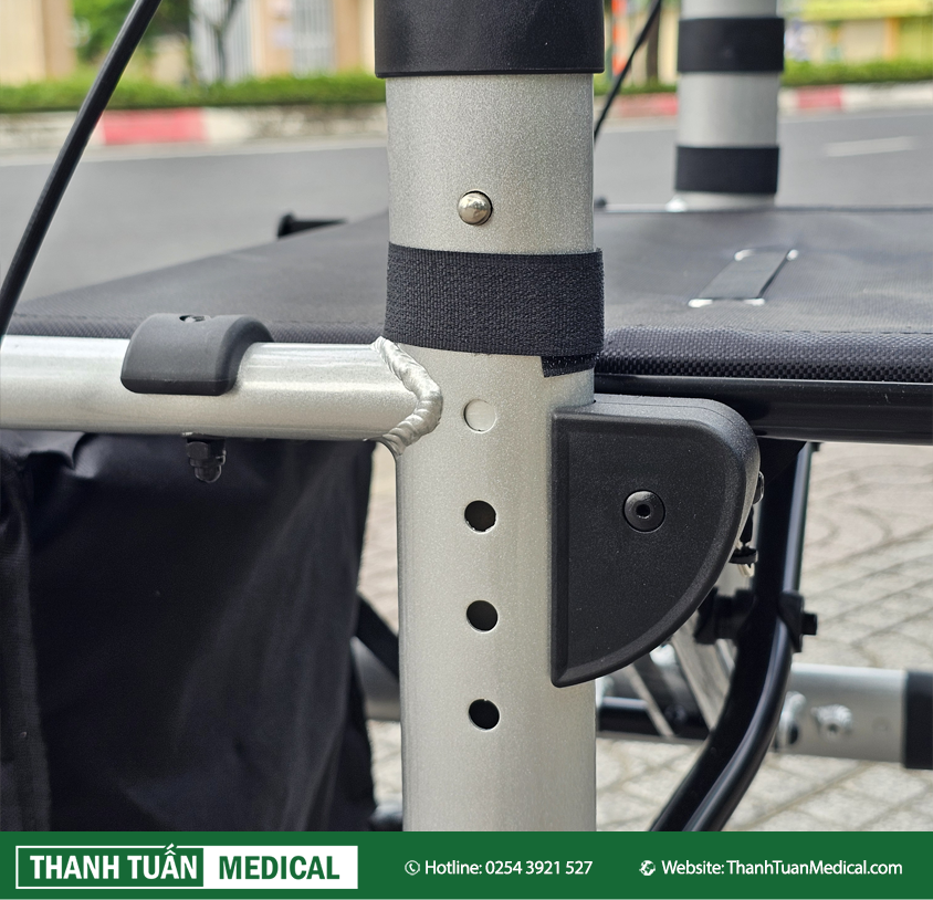 Có thể điều chỉnh được độ cao tùy theo nhu cầu người dùng Có thể điều chỉnh được độ cao tùy theo nhu cầu người dùng